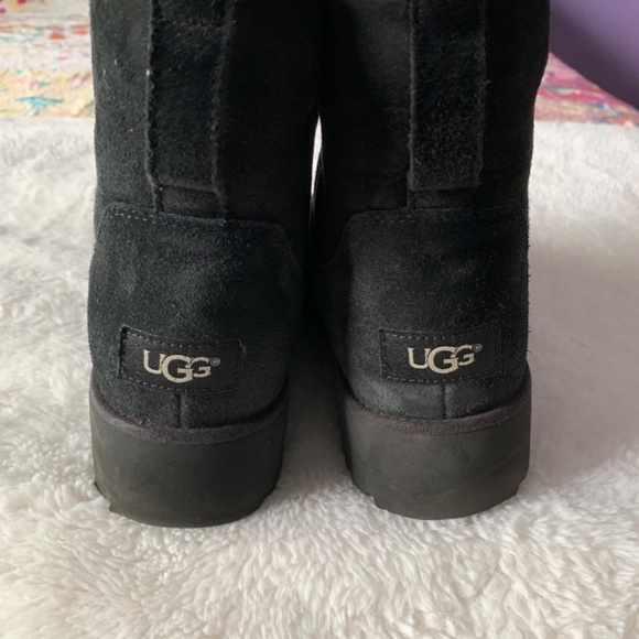 Black Uggs - Picture 2 of 3